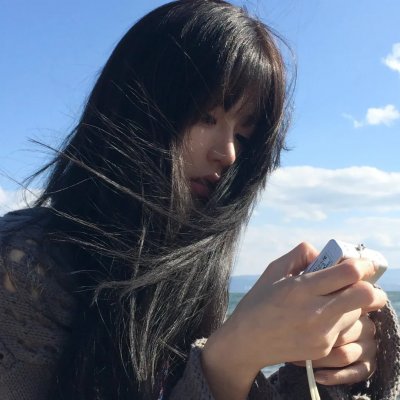 橘衫男子